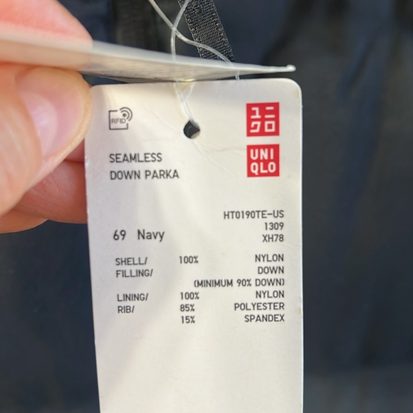 Uniqlo Seamless Down Jacket - Dark Blue- black - Picture 5 of 14